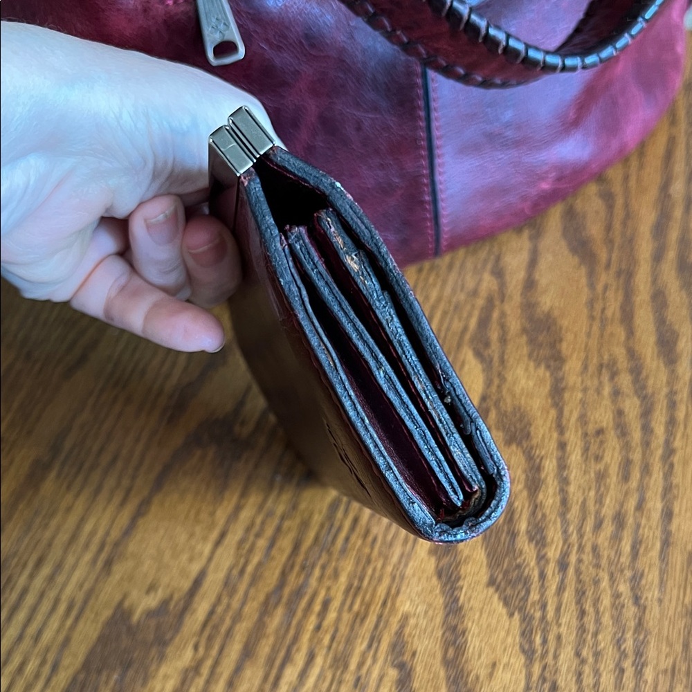 Patricia Nash Deep Red Distressed Leather Hobo Conceal Carry Bag and Wallet - Picture 9 of 16